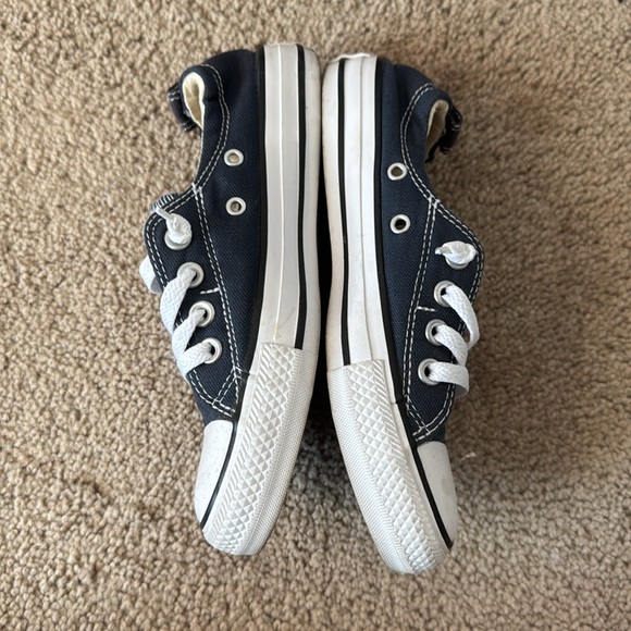 Converse - Picture 2 of 4